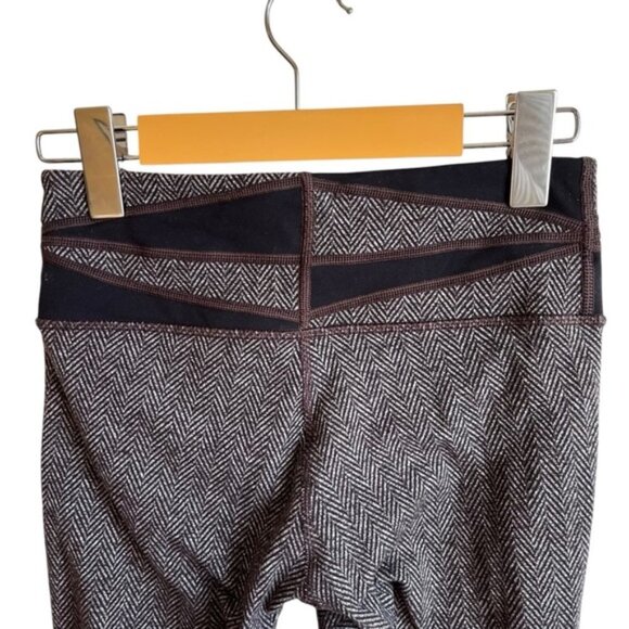Lululemon Wunder Under Pant Size 4 Giant Herringbone Black Wi14 Quilt - Picture 9 of 14
